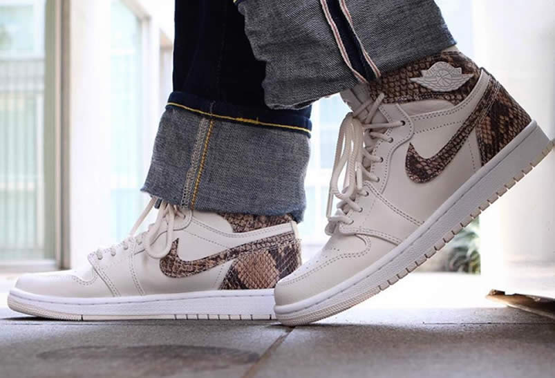 Air Jordan 1 Retro High 'Snakeskin' On Feet AH7389-004 Air Jordan 1 Retro High 'Snakeskin' On Feet AH7389-004
