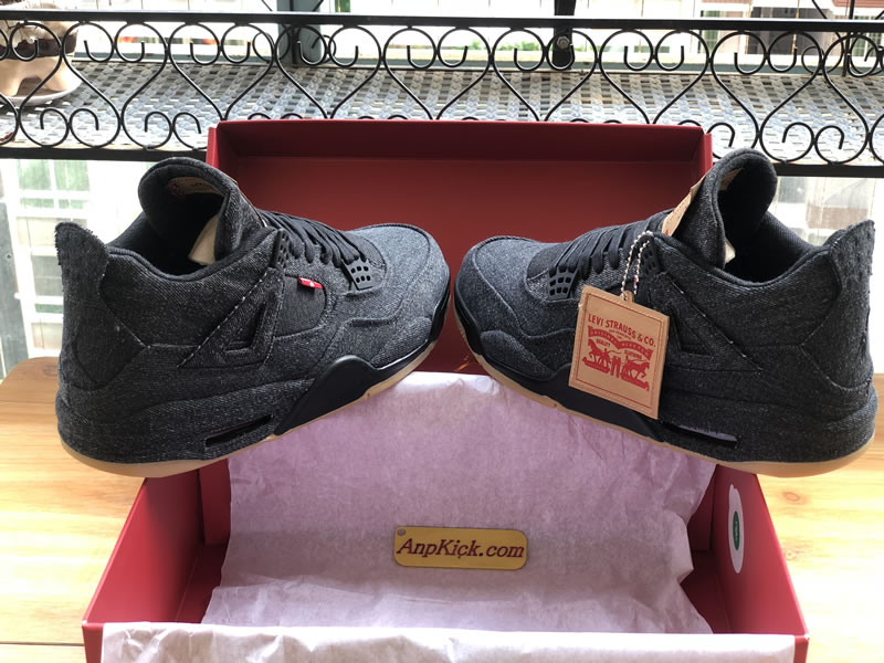 Levi's x Air Jordan 4 'Black Denim' For Sale Levi's x Air Jordan 4 'Black Denim' For Sale